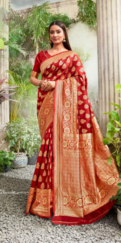 red-banarasi-silk-jacquard-saree-with-heavy-rich-zari-pallu