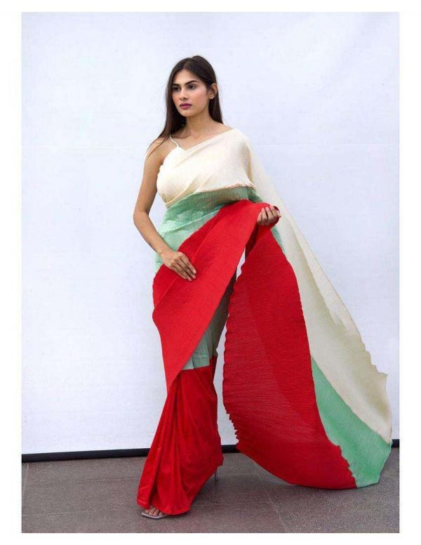 hypnotic-blue-red-color-pleating-work-with-digital-printed-saree