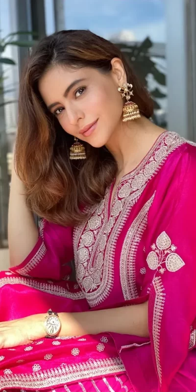glorious-pink-salwar-suit-with-heavy-sequence-work-on-taffeta-silk