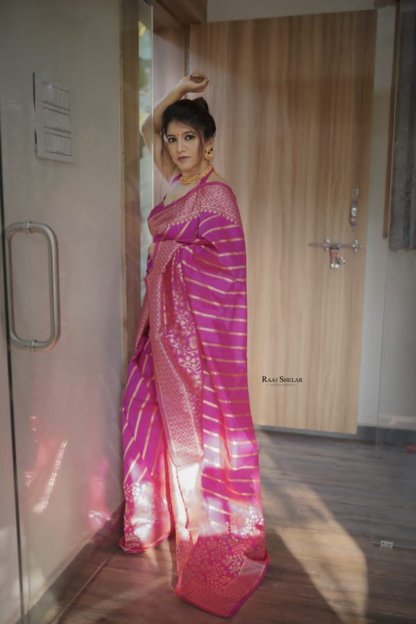 impressive-pink-color-jacquard-work-with-soft-lichi-silk-wedding-saree