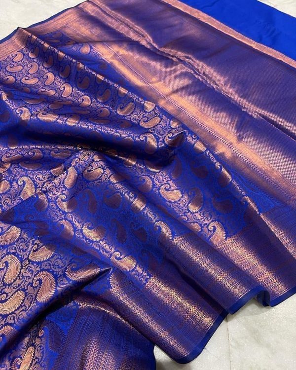 Dazzling Royal Blue Color Soft Lichi Silk Border And Rich Pallu Saree