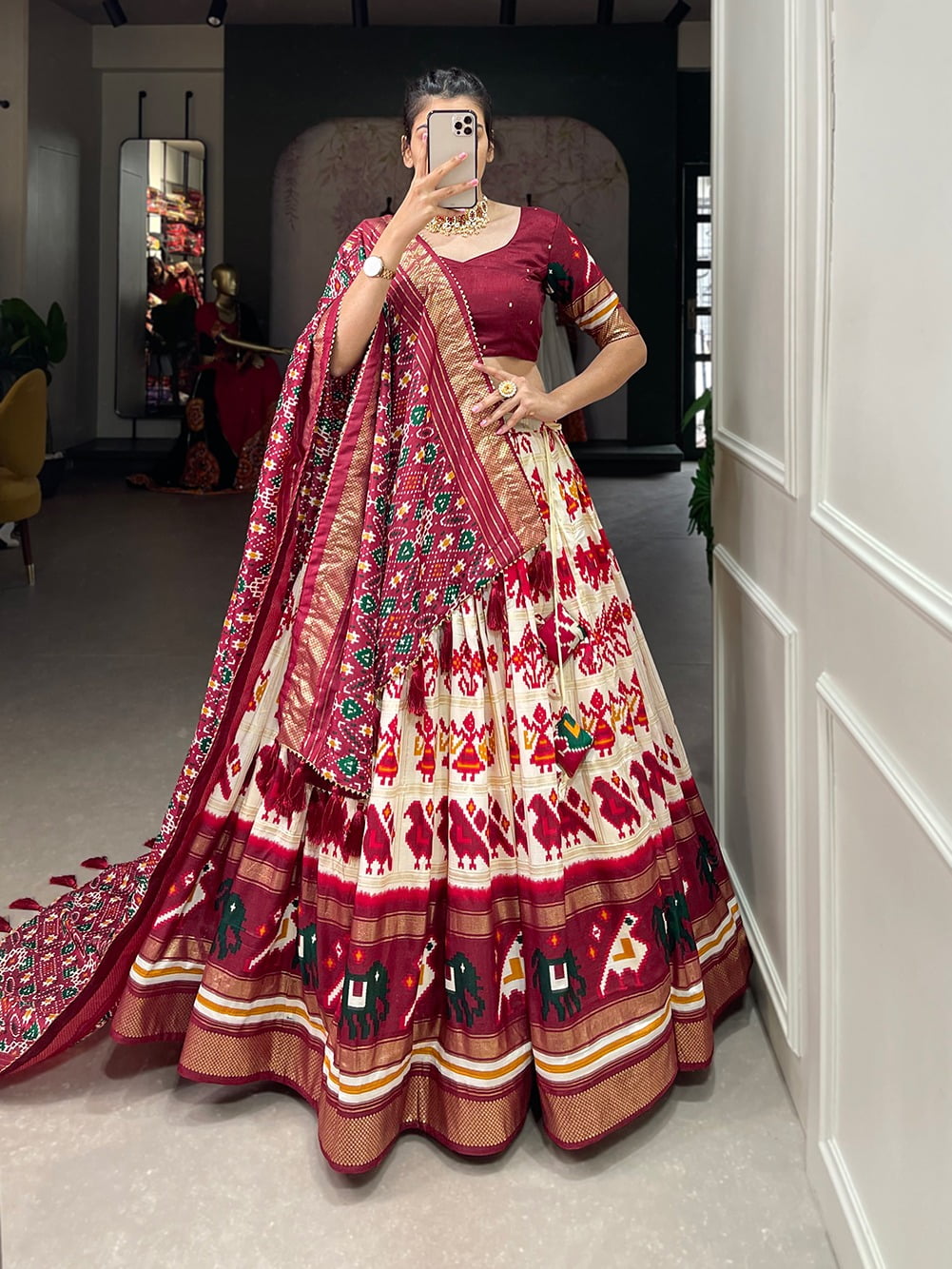 LNB1685 Off White Color Tussar Silk Patola Foil Printed Lehenga Choli Festive, Party, Wedding, Events etc. Expected Delivery 4-6 Working Days @2199/- | Lehenga, Bollywood Lehenga, Creative Lehenga, Designer Lehenga, Embroidered Lehenga, Party Wear Lehenga
