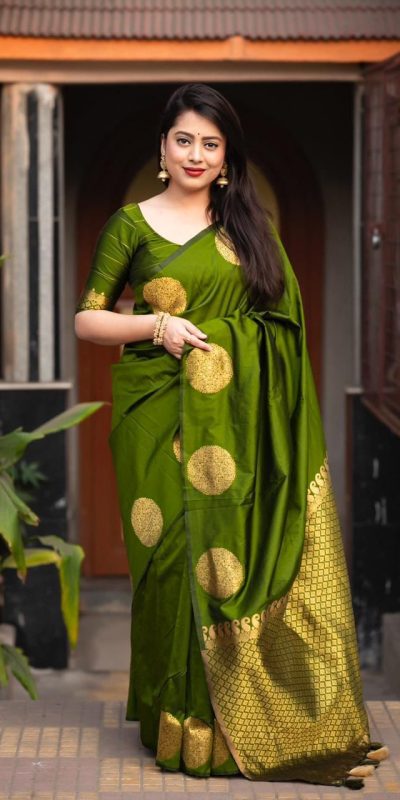 Classic Olive Green Color Soft Lichi Silk Cloth Rich Pallu Saree