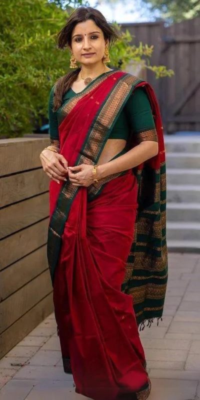 Dazzling Red Color Soft Lichi Silk Cloth Rich Pallu Work Saree