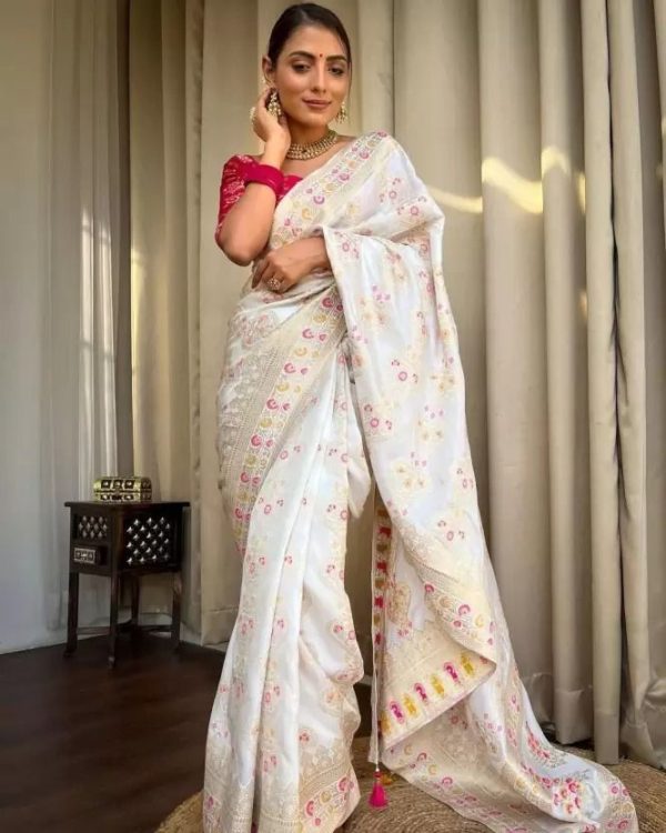 Dazzling White Color Soft Lichi Silk Cloth Rich Pallu All Over Saree