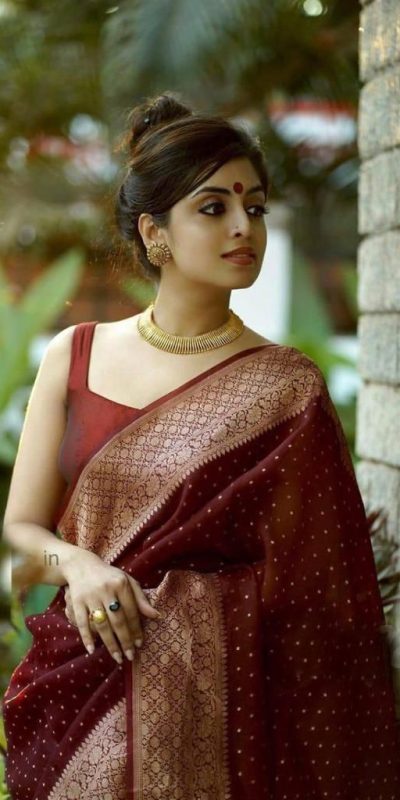 KP 4012 Maroon Color Soft Lichi Silk Cloth Beautiful Rich Pallu Saree Casual, Party Wear, Wedding, Events Etc. Expected Delivery 4-6 Working Days @ 1349 | Sarees, Bollywood Sarees, Creative Sarees, Designer Sarees, Embroidered Sarees, Ethnic Saree, Modern Digital sarees, Party Wear Sarees