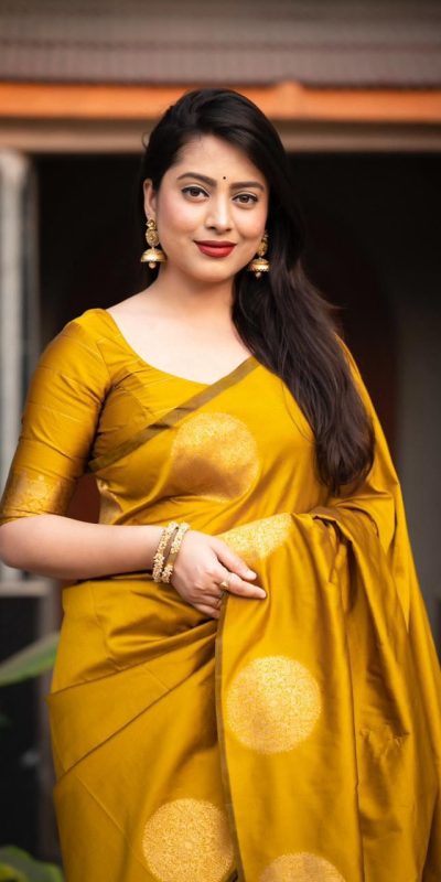 KP 5062 Mastered Gold Color Soft Lichi Silk Cloth Rich Pallu Work Saree Casual, Party Wear, Wedding, Events Etc. Expected Delivery 4-6 Working Days @ 1299/- | Sarees, Bollywood Sarees, Creative Sarees, Designer Sarees, Embroidered Sarees, Ethnic Saree, Modern Digital sarees, Party Wear Sarees