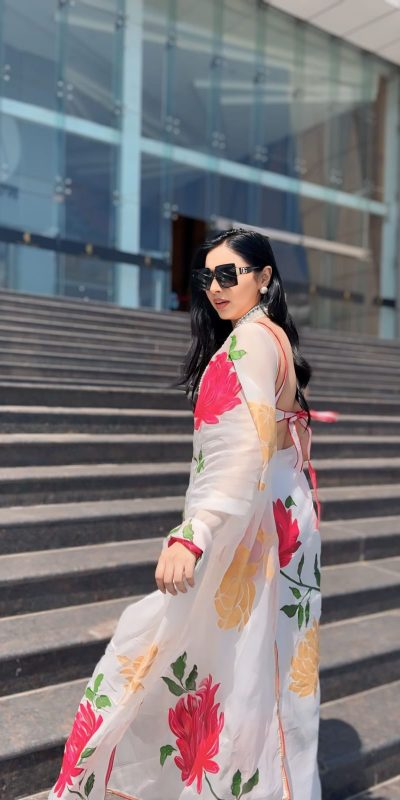 Artful White Color Pure Soft Georgette Silk Design All Over Saree