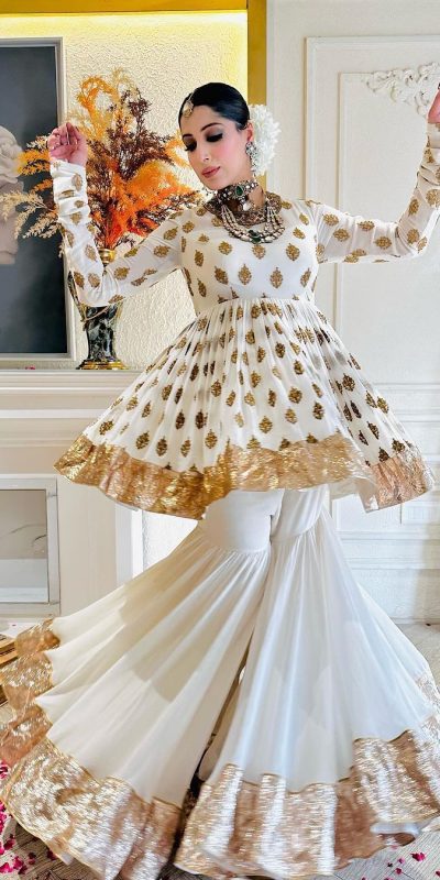 Beautiful White Color Faux Georgette Embroidery Salwar Suit