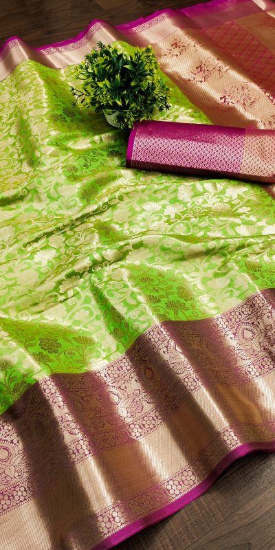 Nice Green Color Soft Organic Banarasi Silk Gold Zari Weaving Saree