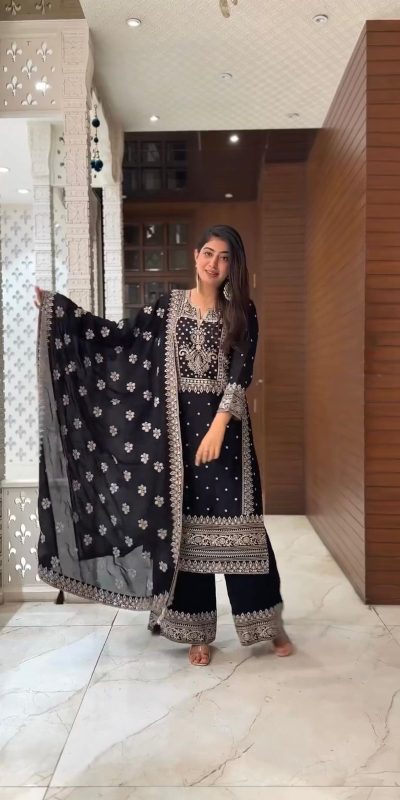 Splendorous Black Chinnon Silk Embroidery Work Salwar Suit