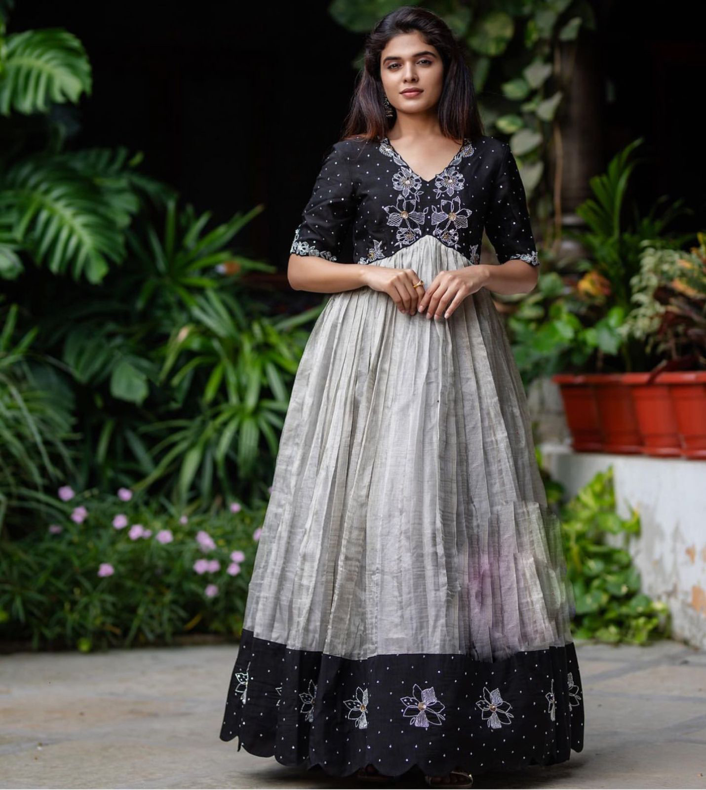 Splendorous White Color Choline Embroidery Sequence Gown