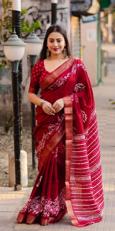 Superb Pink Color Plain Linen Digital Printed All Over Saree