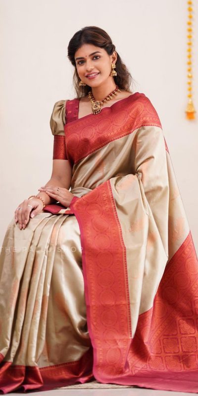 Sublime Golden Color Soft Silk Copper Zari Design Spread Saree