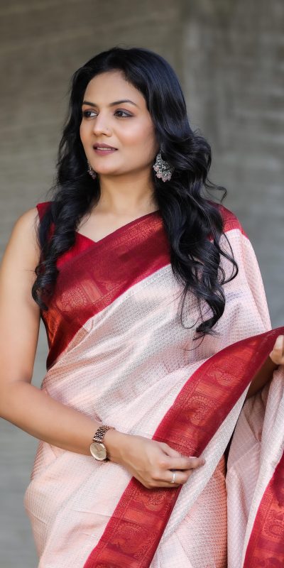 Peaceful Light Pink Color Soft Silk Beautiful Rich Pallu All Over Saree