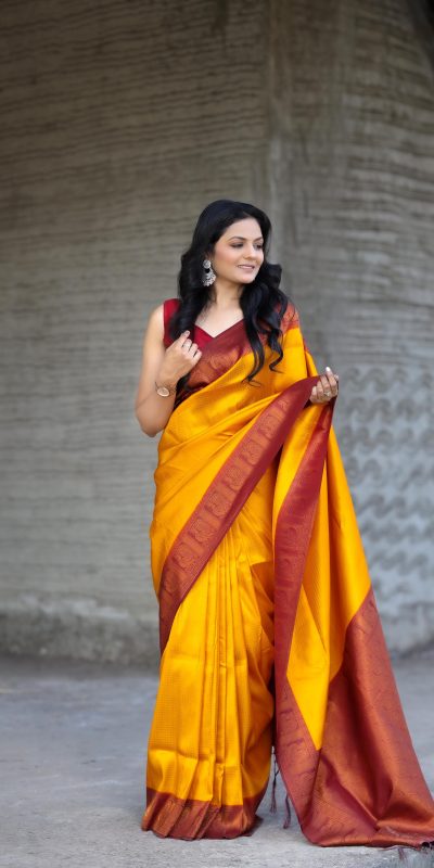 Peaceful Yellow Color Soft Silk Beautiful Rich Pallu All Over Saree