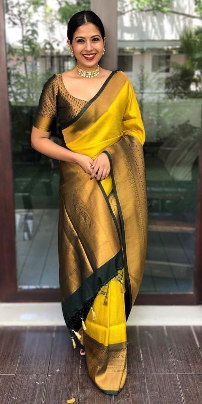 Jacquard Lichi Silk Yellow Saree With Unstiched Blouse Piece