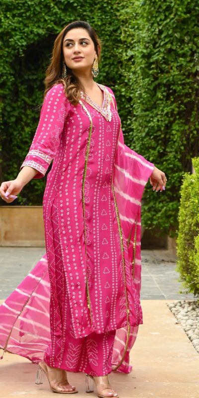Aglow Pink Color Georgette Digital Printed Embroidery Salwar Suit