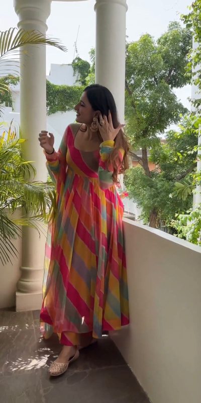 Luminous Malty Color Tabby Silk Digital Printed Salwar Suit