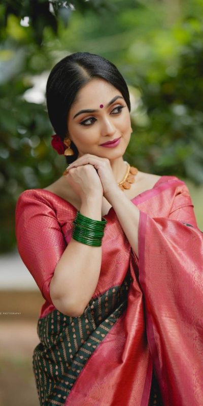 Special Green Color Soft Lichi Silk Ordinary Design Pallu Saree