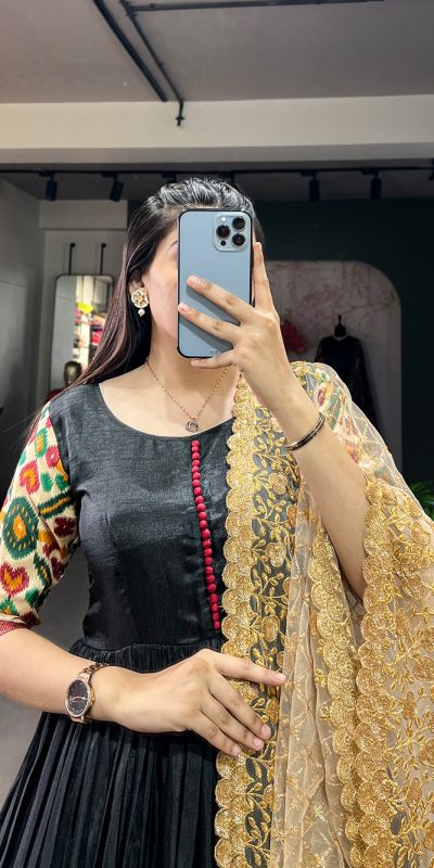Aesthetic Black Color Dola Silk Printed Foil Work Gown