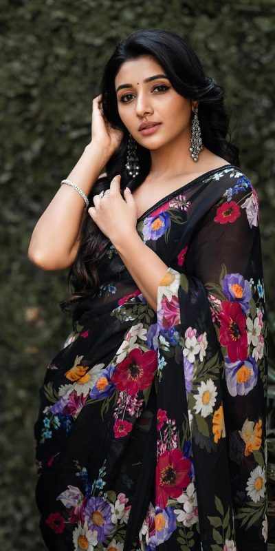 Fine Black Color Soft Georgette Fancy Digital Printed Saree