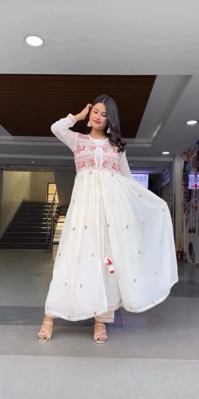 Graceful White Color Foix Georgette Thread Sequence Salwar Suit