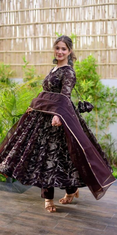 Splendorous Coffee Color Georgette Digital Printed Salwar Suit