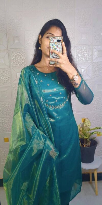 MF 788 Green Color Heavy Twill Golden Shining Fabric Kurti Casual, Wedding, Party, Festive, Events Etc. Expected Delivery 4-6 Working Days @1349/- | Kurti, Bollywood Kurti, Creative Kurtis, Designer Kurti, Party Wear Kurti, Selfie Kurti