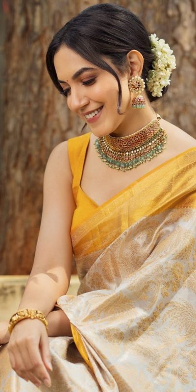 SC 231 Yellow Color Soft Lichi Silk Golden Jari Jacquard border Saree Casual, Wedding, Festive, Events . Expected Delivery 4-6 Working Days @1449/- only | Sarees, Bollywood Sarees, Creative Sarees, Designer Sarees, Embroidered Sarees, Ethnic Saree, Modern Digital sarees, Party Wear Sarees