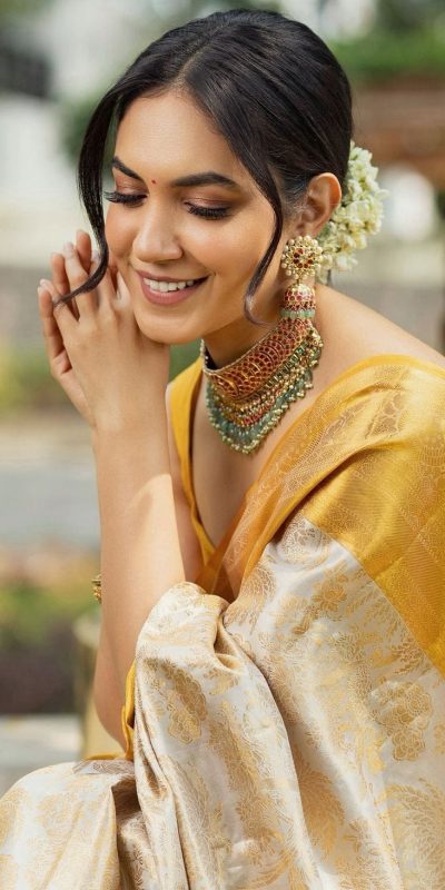 SC 231 Yellow Color Soft Lichi Silk Golden Jari Jacquard border Saree Casual, Wedding, Festive, Events . Expected Delivery 4-6 Working Days @1449/- only | Sarees, Bollywood Sarees, Creative Sarees, Designer Sarees, Embroidered Sarees, Ethnic Saree, Modern Digital sarees, Party Wear Sarees