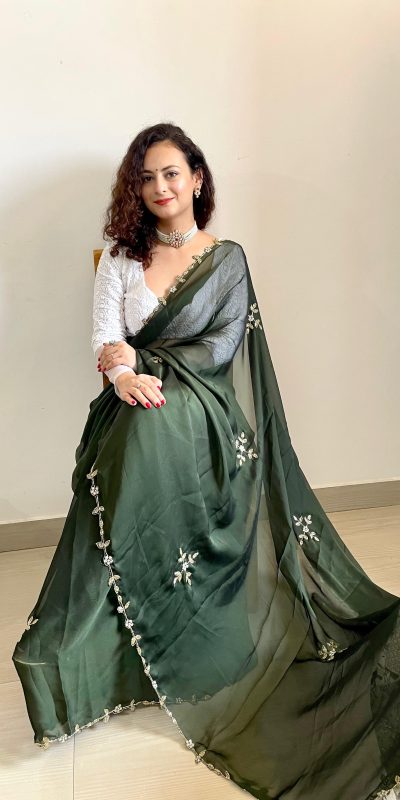 AC Resham Green Color Rangoli Silk Handwork Cutwork Pearl Saree Casual, Wedding, Festive, Events . Expected Delivery 4-6 Working Days @1999/- only | Sarees, Bollywood Sarees, Creative Sarees, Designer Sarees, Embroidered Sarees, Ethnic Saree, Modern Digital sarees, Party Wear Sarees