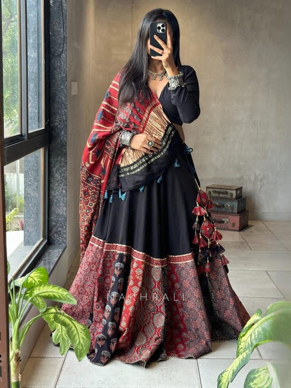 LNB 1229 Pink Color Tasar Silk Bandhej Print Lehenga Choli Wedding, Party, Festive, Events Etc. Delivery 4-6 Working Days Rs 2249 | Lehenga, Bollywood Lehenga, Creative Lehenga, Designer Lehenga, Embroidered Lehenga, Party Wear Lehenga