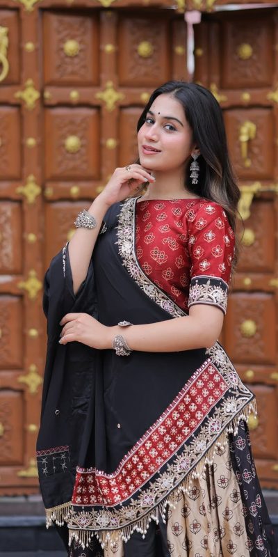 LG 645 Black Color Printed Polly Reyon Lehenga Choli Wedding, Party, Festive, Events Etc. Delivery 4-6 Working Days Rs 1999 | Lehenga, Bollywood Lehenga, Creative Lehenga, Designer Lehenga, Embroidered Lehenga, Party Wear Lehenga