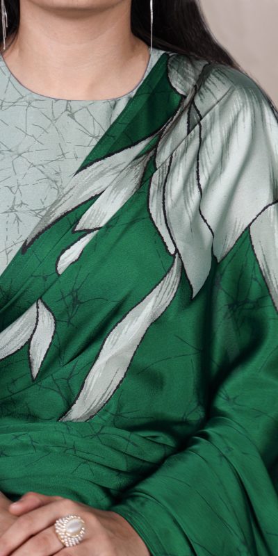 YNF 7054 Green Color Satin Silk Floral Printed Saree Casual, Wedding, Festive, Events . Expected Delivery  4-6 Working Days @1549/- only                                                                                | Sarees, Bollywood Sarees, Creative Sarees, Designer Sarees, Embroidered Sarees, Ethnic Saree, Modern Digital sarees, Party Wear Sarees