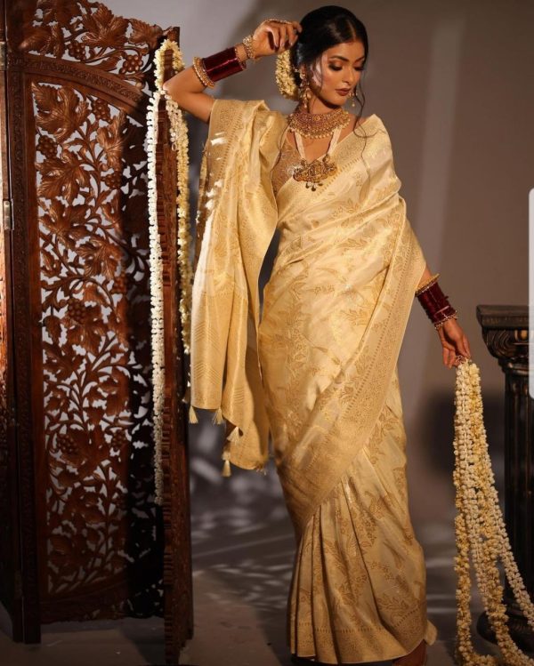 KP 3088 Off White Designer Work in Soft Lichi Silk Jacquard Work Saree at just ₹1399. Delivery 4-6 Working Days. Shop now. | Sarees, Bollywood Sarees, Creative Sarees, Designer Sarees, Embroidered Sarees, Ethnic Saree, Modern Digital sarees, Party Wear Sarees