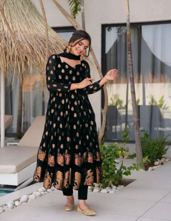 VLM 299 Black Faux Georgette With Embroidery Work Gown Perfect for Wedding, Party, Ethnic Day, Housewarming, Cultural Events At 2099/-Only | Gowns, Bollywood Gowns, Creative Gowns, Designer Gowns, Embroidered Gowns, Party Wear Gowns