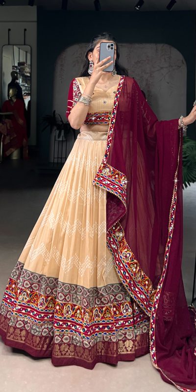 LNB 1727 Cream Tasar Silk With Gamthi Work & Mirror Work. Get it for Lehenga Choli ₹2999. Delivery 4-6 Working Days. Shop now. | Lehenga, Bollywood Lehenga, Creative Lehenga, Designer Lehenga, Embroidered Lehenga, Party Wear Lehenga