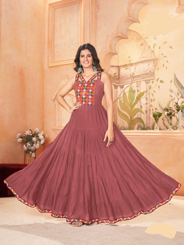INLI Ghumati Peach Heavy Rayon with Lace Work & Gamthi Work Gown . Get it for ₹1749. Delivery 4-6 Working Days. Shop now. | Gowns, Bollywood Gowns, Creative Gowns, Designer Gowns, Embroidered Gowns, Party Wear Gowns