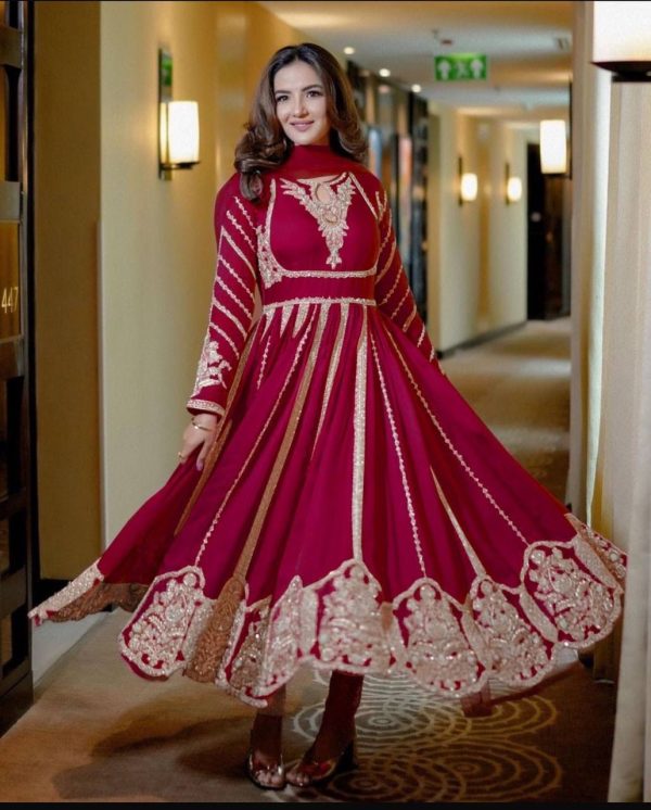 NSR 817 Pink in Faux Georgette With Full Heavy Embroidery & Lace Work Gown . Festive Deal ₹1949. Wedding, Party, Festive, Events Delivery 4-6 Days | Gowns, Bollywood Gowns, Creative Gowns, Designer Gowns, Embroidered Gowns, Party Wear Gowns