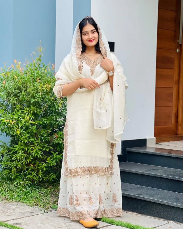 SR 1666 White Crunchy Silk with Embroidery Work & Lace Work Salwar Suit. Now at just ₹2099. Delivery 4-6 Working Days. Shop now. | Jump Suits, Salwar suit, Casual Suits, Creative suits, Designer Suits, Palazzo Suits, Party Wear Suits, Patiala Suits, Straight Suits