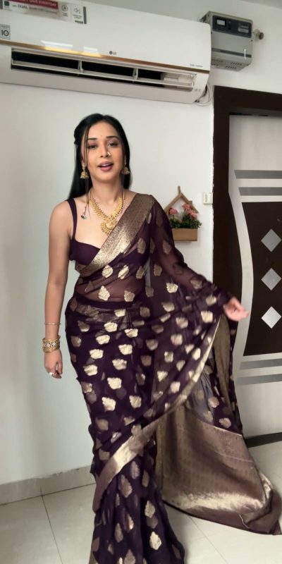 SC 239 Pink Georgette With Lace Work & Lace Border Saree . Wedding, Party, Festive, Events, Exclusive Offer ₹1599. Delivery 4-6 Working Days. Shop now. | Sarees, Bollywood Sarees, Creative Sarees, Designer Sarees, Embroidered Sarees, Ethnic Saree, Modern Digital sarees, Party Wear Sarees