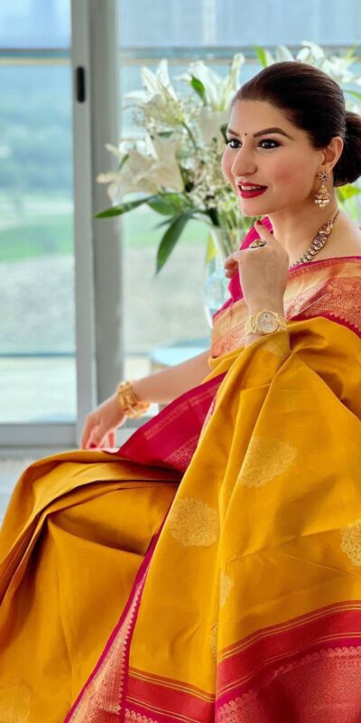 SC 239 Pink Georgette With Lace Work & Lace Border Saree . Wedding, Party, Festive, Events, Exclusive Offer ₹1599. Delivery 4-6 Working Days. Shop now. | Sarees, Bollywood Sarees, Creative Sarees, Designer Sarees, Embroidered Sarees, Ethnic Saree, Modern Digital sarees, Party Wear Sarees