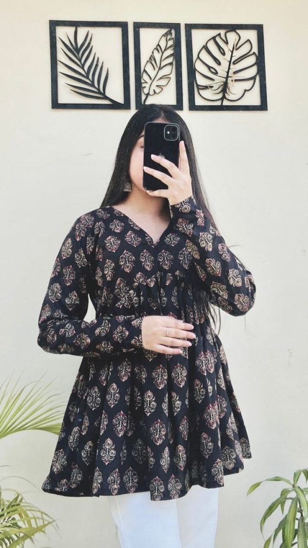 INLI Plume Black Color Cotton with Designer Printed Work Kurti . Wedding, Party, Festive, Events, Best Price ₹1299. Delivery 4-6 Working Days. Shop now. | Kurti, Bollywood Kurti, Creative Kurtis, Designer Kurti, Party Wear Kurti, Selfie Kurti
