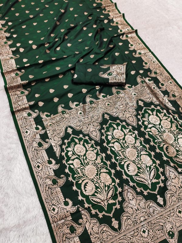 MB 43 Green Color Banarasi silk Saree with Lace Work & Zari Work. Wedding, Party, Festive Grab it for ₹1899. Delivery 4-6 Working Days. Shop now. | Sarees, Bollywood Sarees, Creative Sarees, Designer Sarees, Embroidered Sarees, Ethnic Saree, Modern Digital sarees, Party Wear Sarees