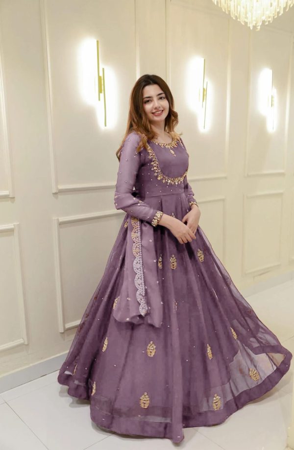 LG 2006 Lavender Georgette Gown Perfect for Wedding, Party, Engagement, Diwali, Sangeet . Exclusive Offer ₹1999. Delivery 4-6 Working Days. Shop now. | Gowns, Bollywood Gowns, Creative Gowns, Designer Gowns, Embroidered Gowns, Party Wear Gowns