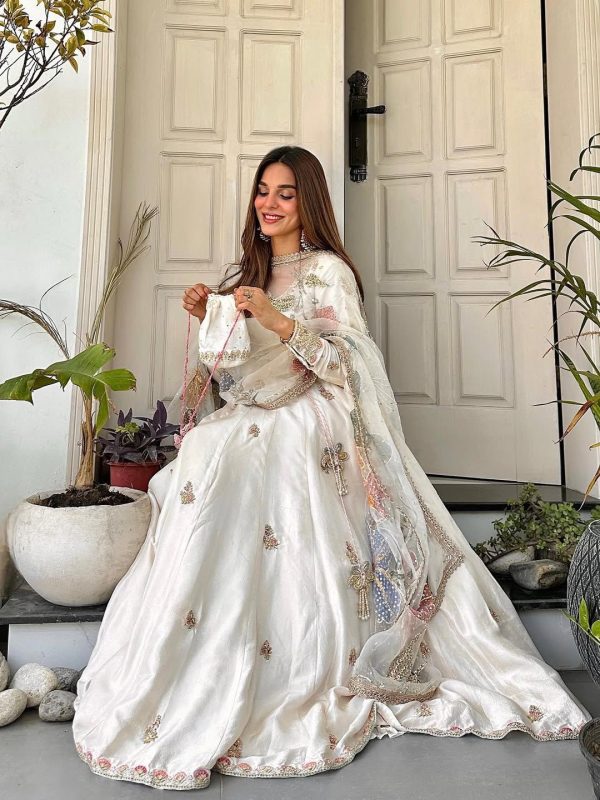 LG 2017 Pink French Crape with Lace Work & Embroidery Work Salwar Suit . Affordable Price ₹1999. Delivery 4-6 Working Days. Shop now. | Jump Suits, Salwar suit, Casual Suits, Creative suits, Designer Suits, Palazzo Suits, Party Wear Suits, Patiala Suits, Straight Suits