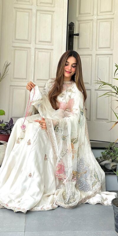 LG 2018 Off White Chinon Gown Perfect for Wedding, Party, Makar Sankranti, Anniversary, Ethnic Day – . Grab it for ₹2399. Delivery 4-6 Working Day | Gowns, Bollywood Gowns, Creative Gowns, Designer Gowns, Embroidered Gowns, Party Wear Gowns