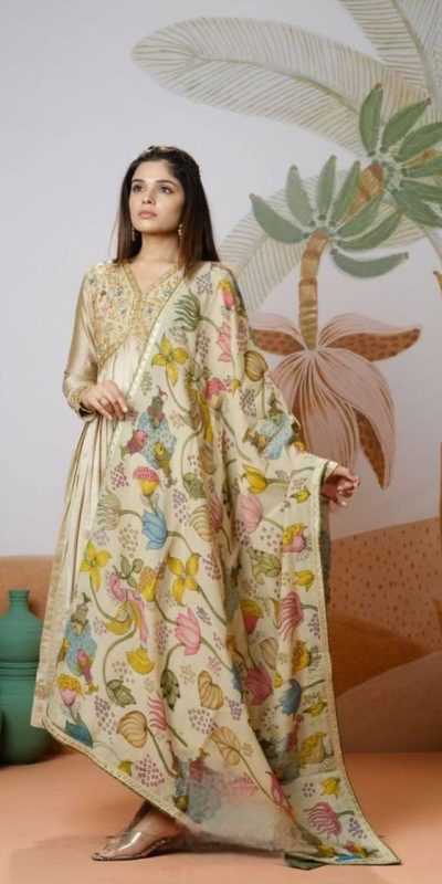 PC 438 Off White Chinon Gown with Kalamkari Print & Embroidery Work. Grab it for ₹1849. Delivery 4-6 Working Days. Shop now. | Lehenga, Bollywood Lehenga, Creative Lehenga, Designer Lehenga, Embroidered Lehenga, Party Wear Lehenga