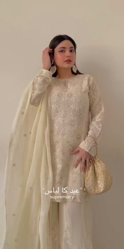 AD 196 Off White Faux Georgette Salwar Suit Perfect for Wedding, Party, Ganesh Chaturthi, Onam, Baisakhi . Exclusive Offer ₹2149. Delivery 4-6 Working Days | Jump Suits, Salwar suit, Casual Suits, Creative suits, Designer Suits, Palazzo Suits, Party Wear Suits, Patiala Suits, Straight Suits